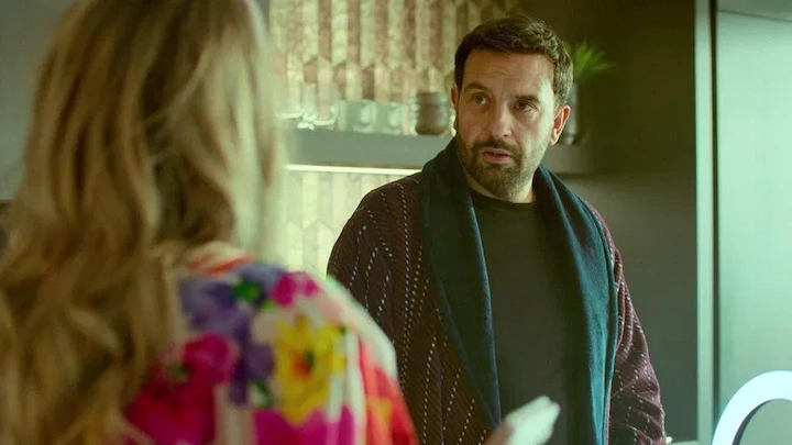 Roosters Season 2 Release Date: What to Expect from the Dutch Comedy Hit 6 Roosters Season 2 5