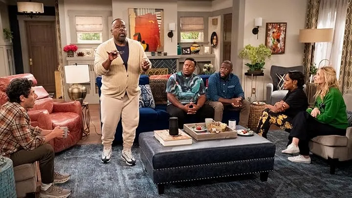 The Neighborhood Season 8 Release Date: Cast List, Storyline, Episodes, and Streaming Info 4 The Neighborhood Season 8 Release Date 3