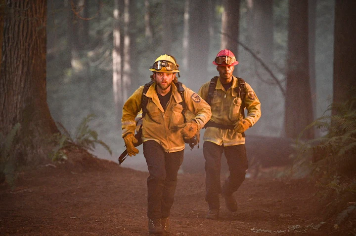 Fire Country Season 4 Release Date: Trailer, Cast List and Plot Details 4 Fire Country Season 4 Release Date 3
