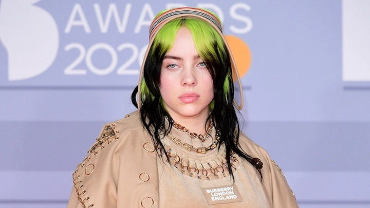 Billie Eilish Net Worth: Career & Success Story 3 Billie Eilish Net Worth 3