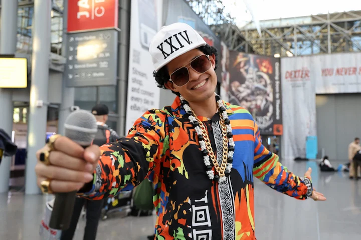 Bruno Mars Net Worth: Songs & Success Story 4 Bruno Mars Net Worth 2