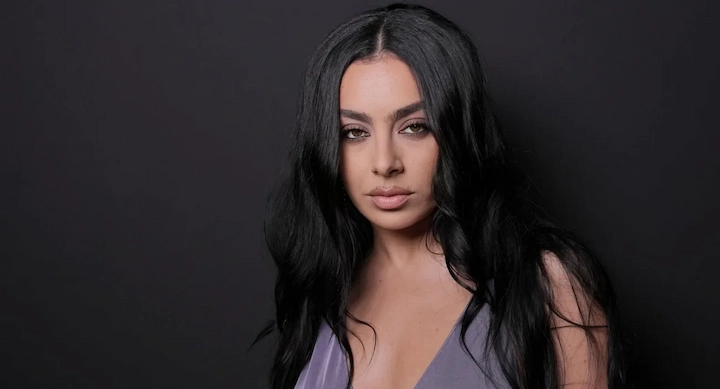 Charli XCX Net Worth: From Boom Clap to Brat 2 Charli XCX Net Worth 1