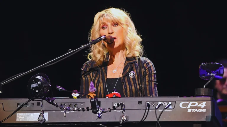 Fleetwood Mac Net Worth: Family & Wealth Explained