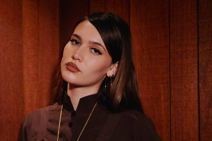 Sienna Spiro Net Worth: Songs & TikTok Fame 4 Sienna Spiro Net Worth 2
