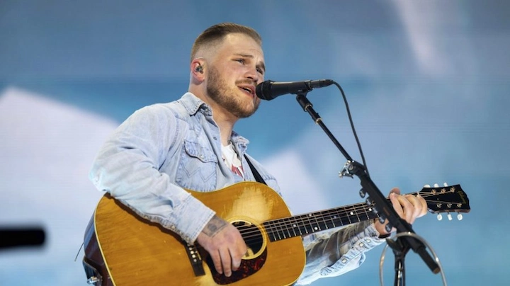 Zach Bryan Net Worth: From Navy to Stardom 2 Zach Bryan Net Worth 1