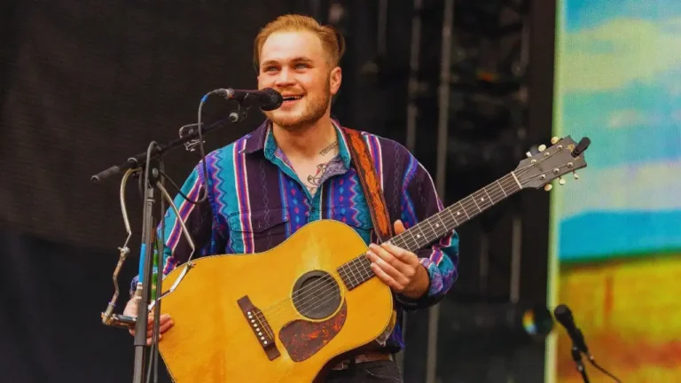 Zach Bryan Net Worth: From Navy to Stardom