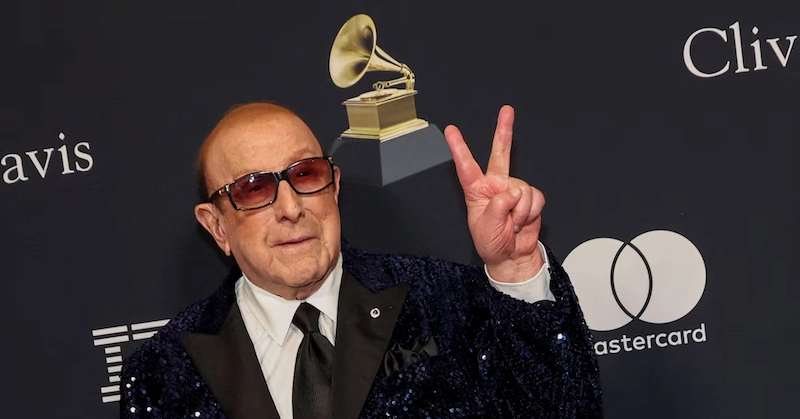 Clive Davis 1