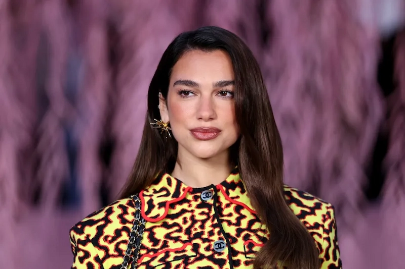 Dua Lipa 1
